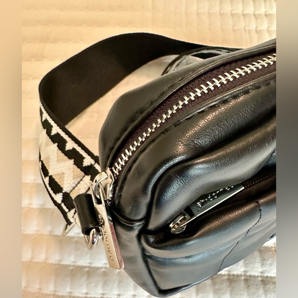 Black Quilted Crossbody Bag Mini Puffer Vegan Leather Wide Strap Trendy - Picture 3 of 4